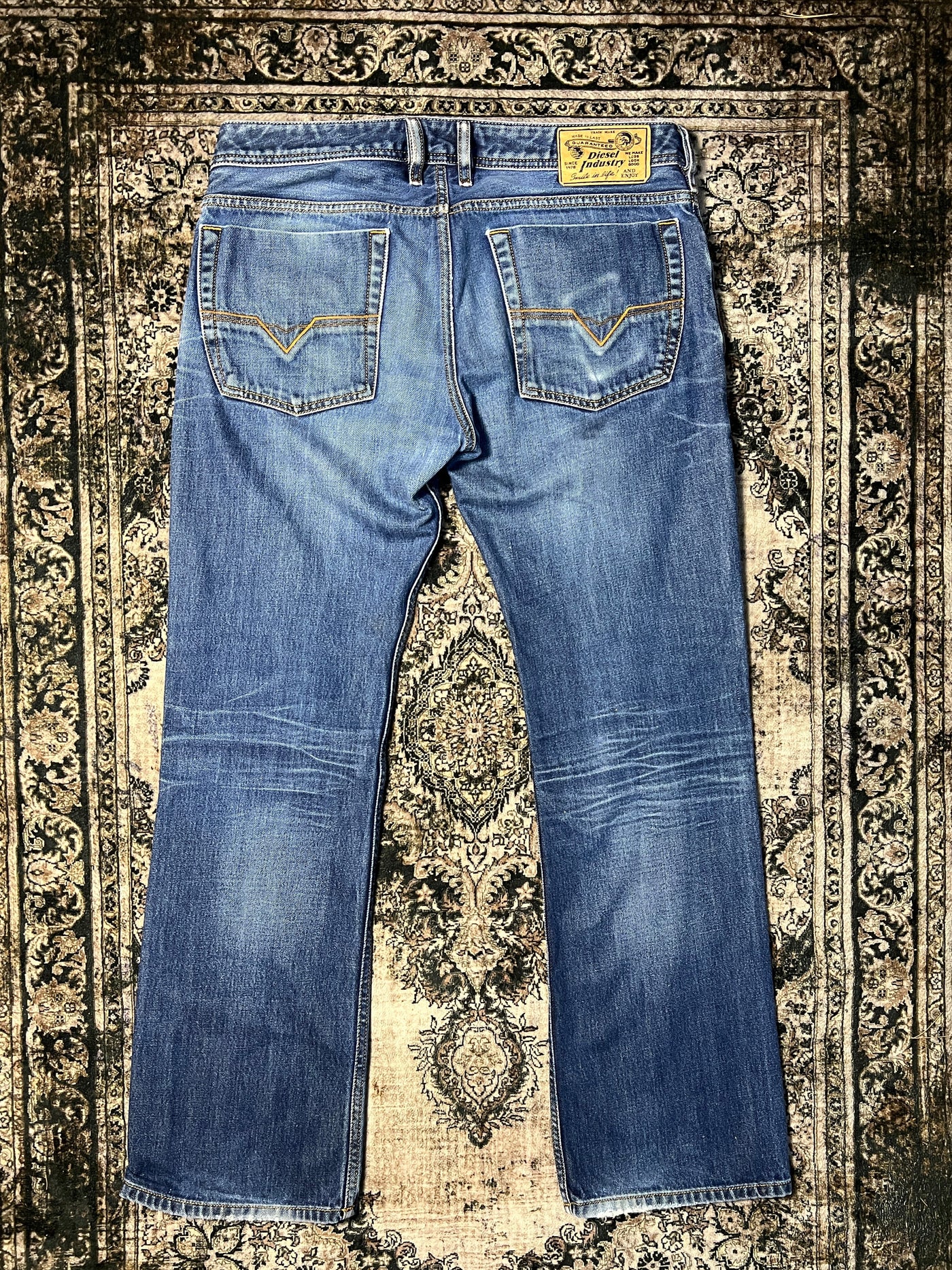 Y2K Diesel Industries Zatiny Straight Leg Jeans (Size 33 x 32)