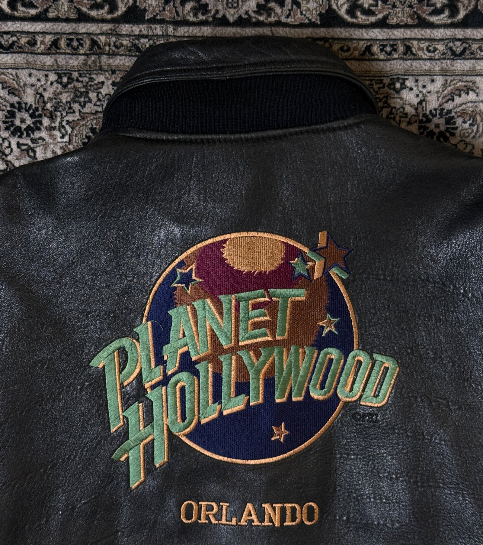 (90s) Planet Hollywood Reversible Leather Bomber Jacket (Tag OS/ Large)