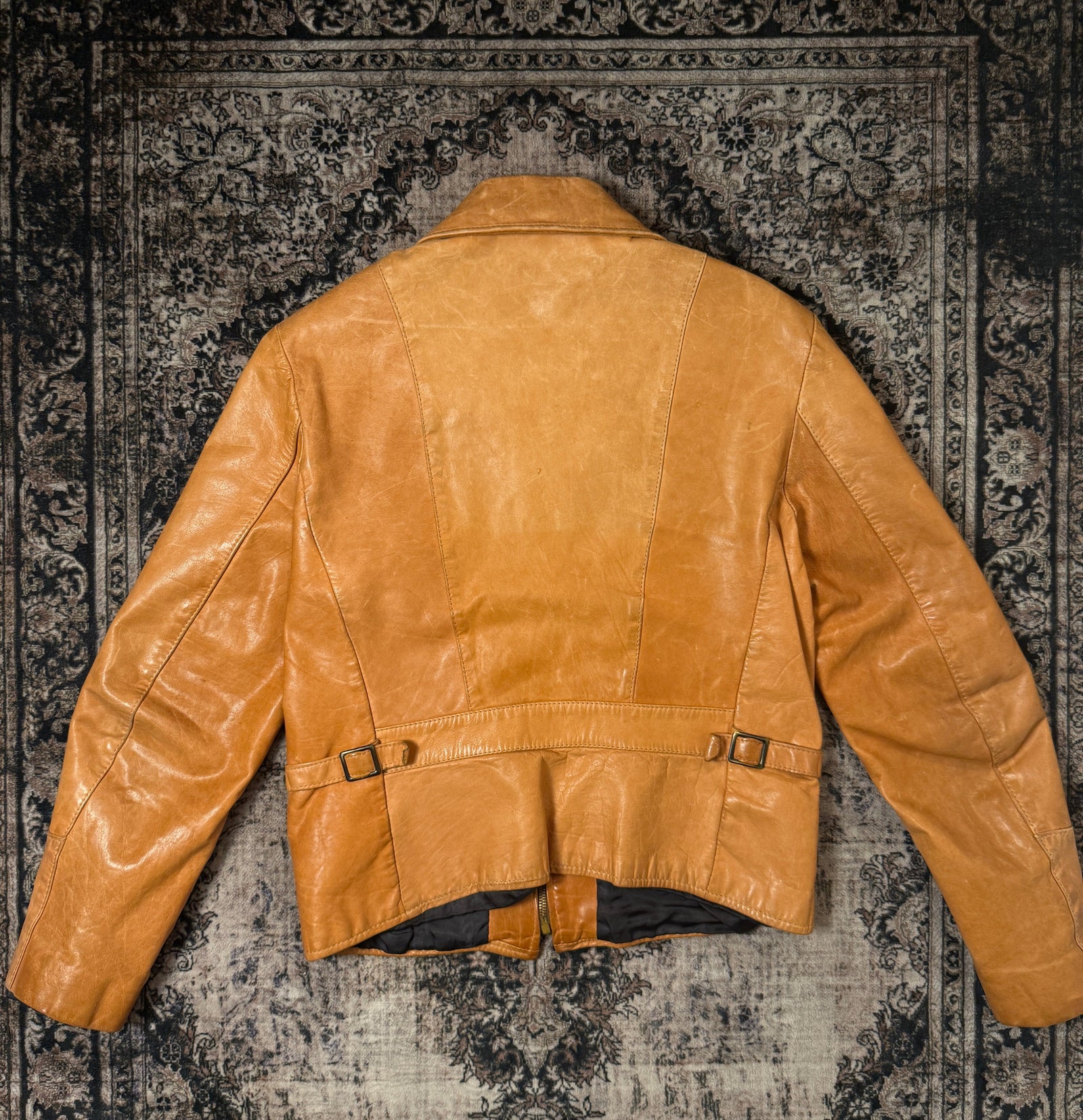 VTG WMNS Tan Brown Leather Jacket (Size M)