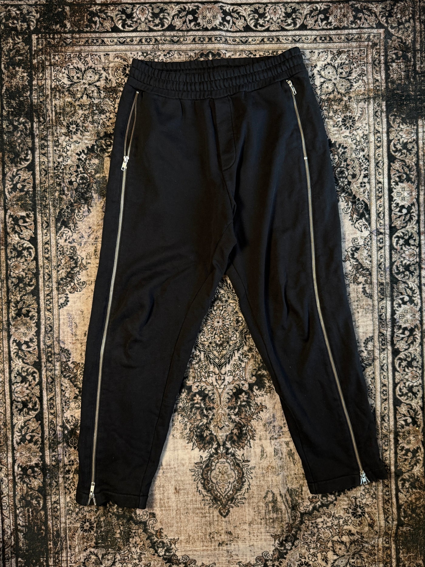00s MCQ By Alexander McQueen Women's Black Drawstring Ankle Pants (Size Small)