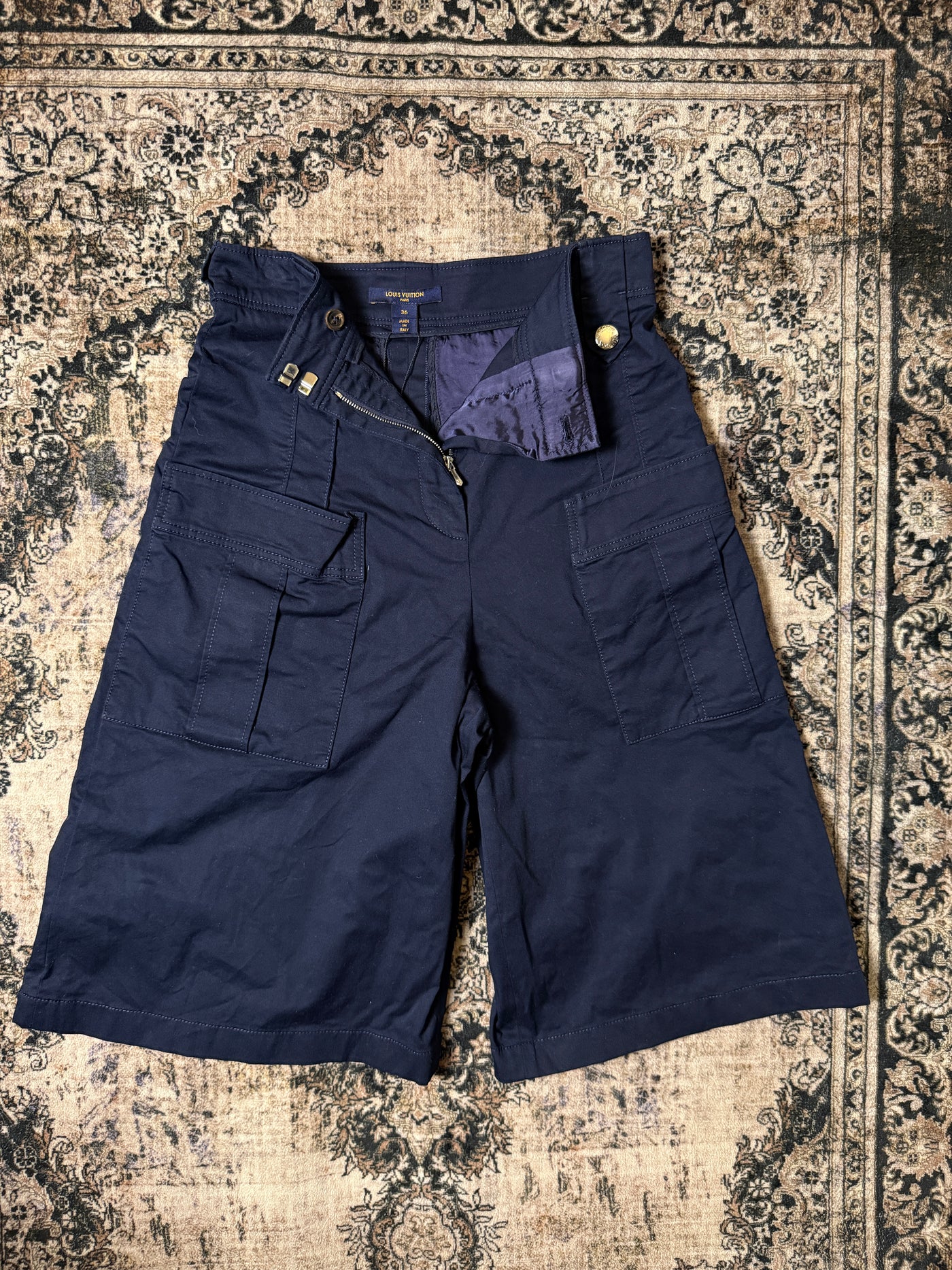 Louis Vuitton Navy Shorts (Size 36 FR/US 4/M)